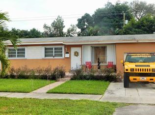 970 W 51st Pl, Hialeah, FL 33012