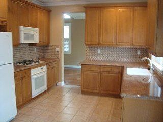 3rd image of 5751 Idlewood St