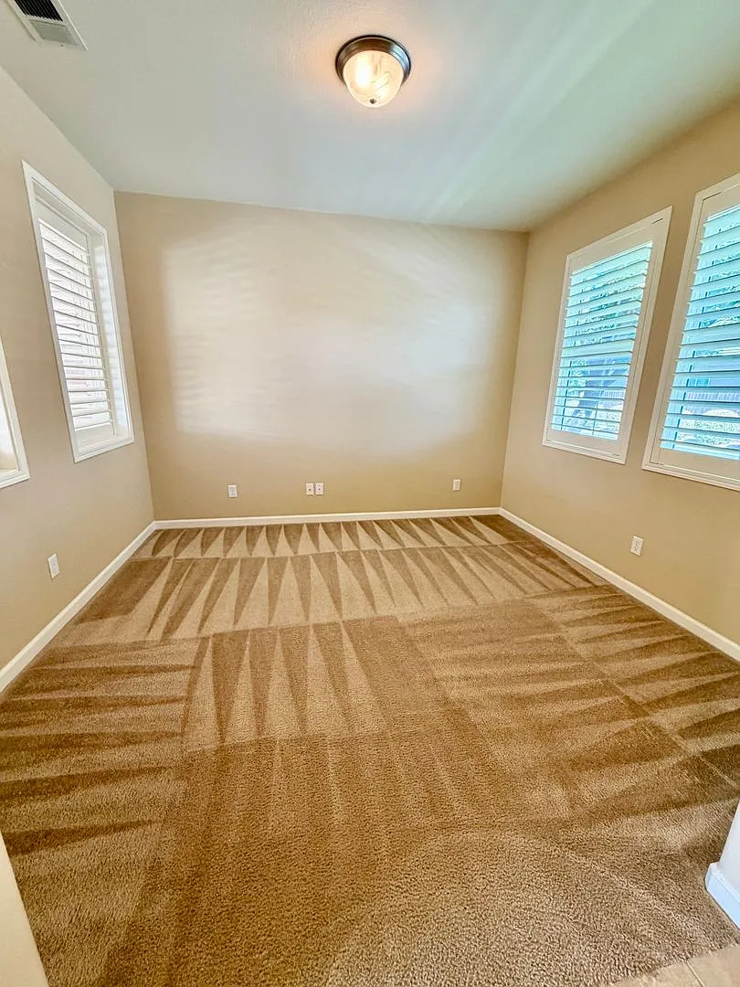3 Bedroom 2.5 Bath Home In 93230 Available 9/15/2026 — Photo 4