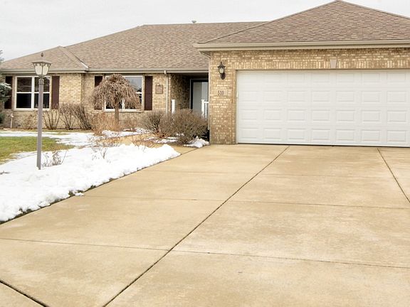 4th image of 510 Peacock Pl