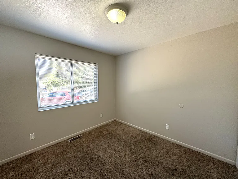 14372 E 22nd Pl — Photo 10