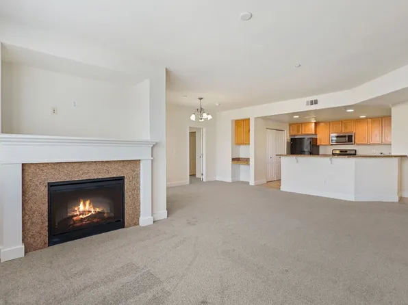The Phoenician Collection, 1501 Secret Ravine Pkwy #9c22f8ca4, Roseville, CA 95661