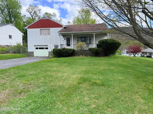 700 Layton Rd, Clarks Summit, PA 18411
