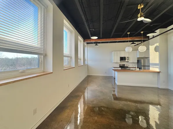 Old School Apartments, 510 S College St #218, Morganton, NC 28655