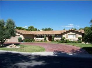 3752 Meadowcrest Dr, Las Vegas, NV 89121