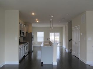 8431 Kendall Ct, Laurel, MD 20724