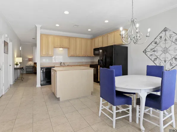 4000 Lake Beau Pre Blvd APT 42, Baton Rouge, LA 70820