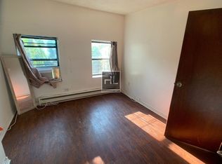 15 N Elliott Pl #3, Brooklyn, NY 11205