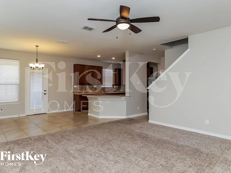2410 Yaupon Cyn — Photo 5