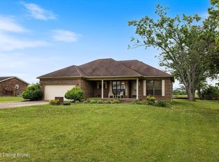 317 Centerview Dr, Shepherdsville, KY 40165
