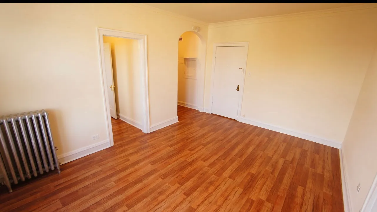 1 bed, $1,895 — Photo 2