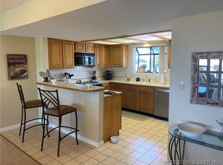 85 La Jolla Dr UNIT 3, Lake Ozark, MO 65049