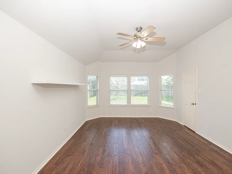 5556 Sky Ridge Dr — Photo 28