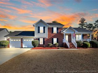 8211 Frenchorn Ln, Fayetteville, NC 28314