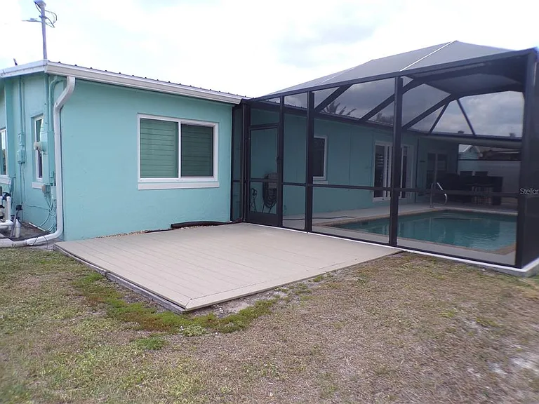 21088 Edgewater Dr — Photo 26