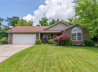 7026 Cedar Knoll Dr, Sellersburg, IN 47172