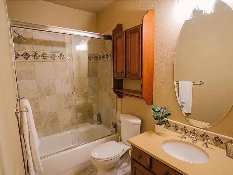 10075 Bluffmont Ct — Photo 15