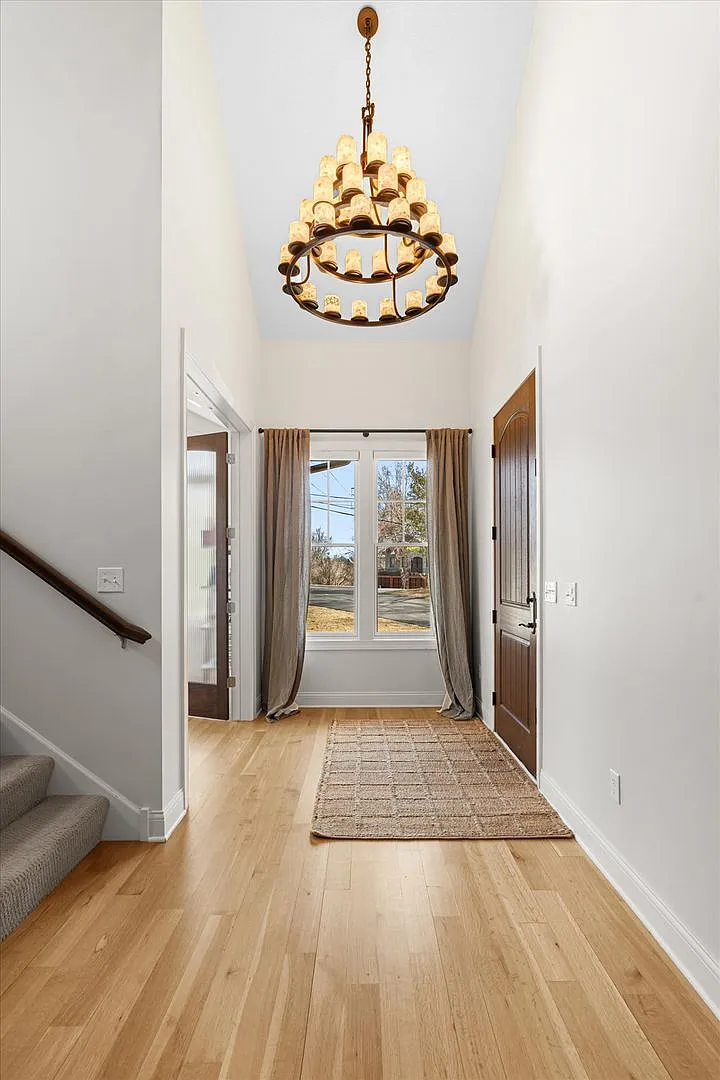 The Cedar Lake Lifestyle Estate Luxury Without Limits — Photo 3