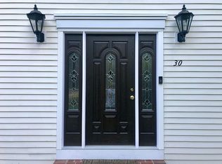30 Goodnow Ln, Framingham, MA 01701