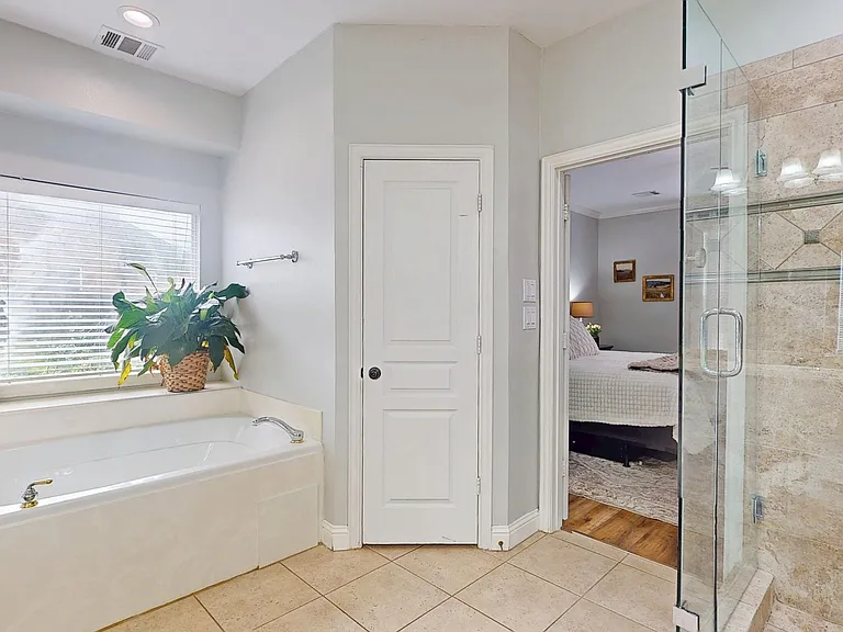 3200 Hilltop Ct — Photo 21
