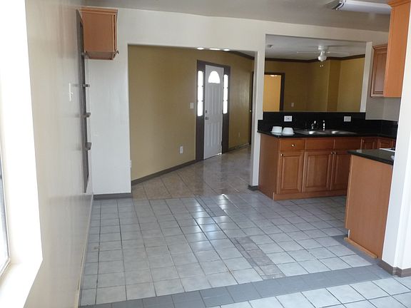 4th image of 13436 S Budlong Ave