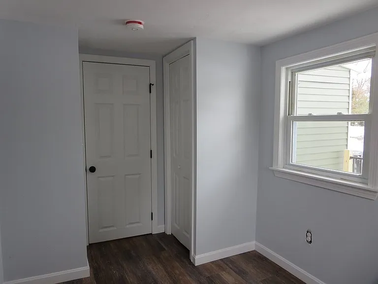 995 W Boylston St — Photo 20