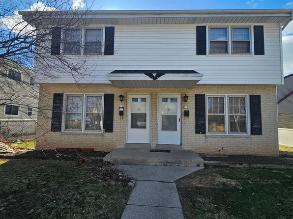 9111-9113 W Herbert Ct. (Townhouse), 9111-9113 W Herbert Ct #9111, Milwaukee, WI 53225