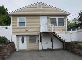 10 Thissell St, Methuen, MA 01844