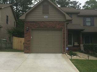 5544 Robmont Dr, Fayetteville, NC 28306