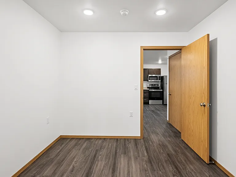 90 B St — Photo 11
