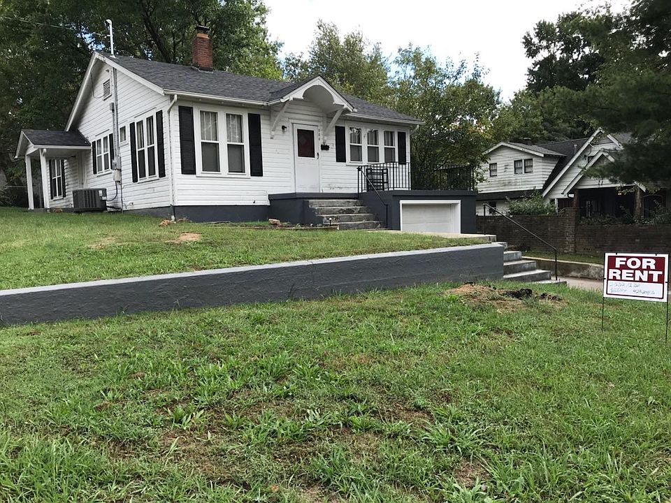 2nd image of 556 N 10th St