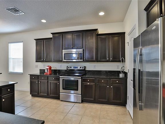 4th image of 8621 Turnstone Shore Ln