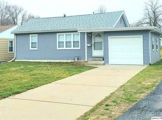 2046 Sycamore St, Quincy, IL 62301