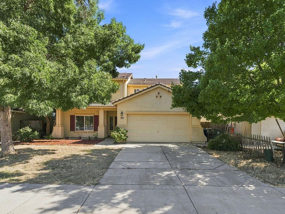 1st image of 2834 Cherry Tree Ln
