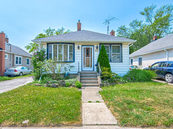 104 Highland Ave, Saint Catharines, ON L2R 4J2