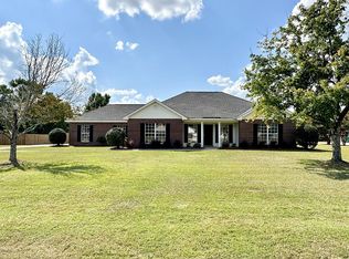 374 White Oak Ln, Tallassee, AL 36078