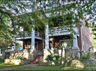 945 Woodruff Place Middle Dr, Indianapolis, IN 46201