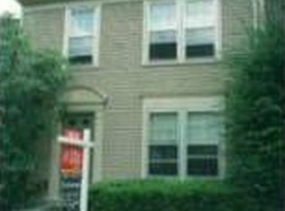 5451 New London Park Dr, Fairfax, VA 22032