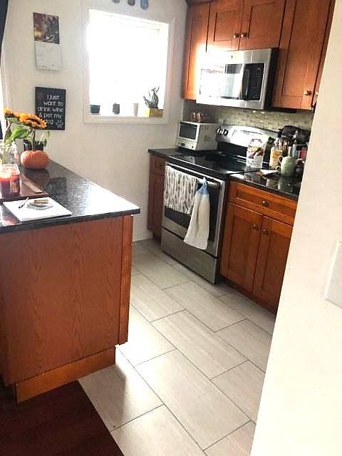 1st image of 286 22nd St #2