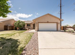 4413 Holland Ln, Pueblo, CO 81008