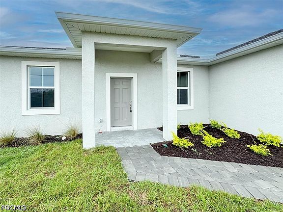 2nd image of 512 NW 25th Ave