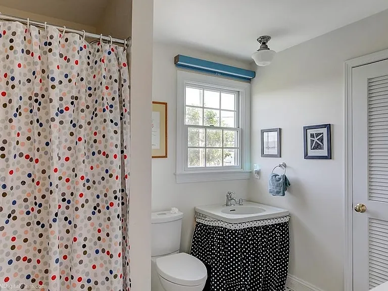 1316 Anthony Rd — Photo 5