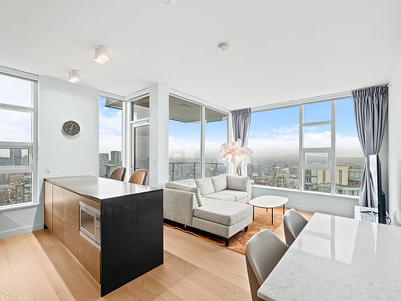 4th image of 1289 Hornby St #4505