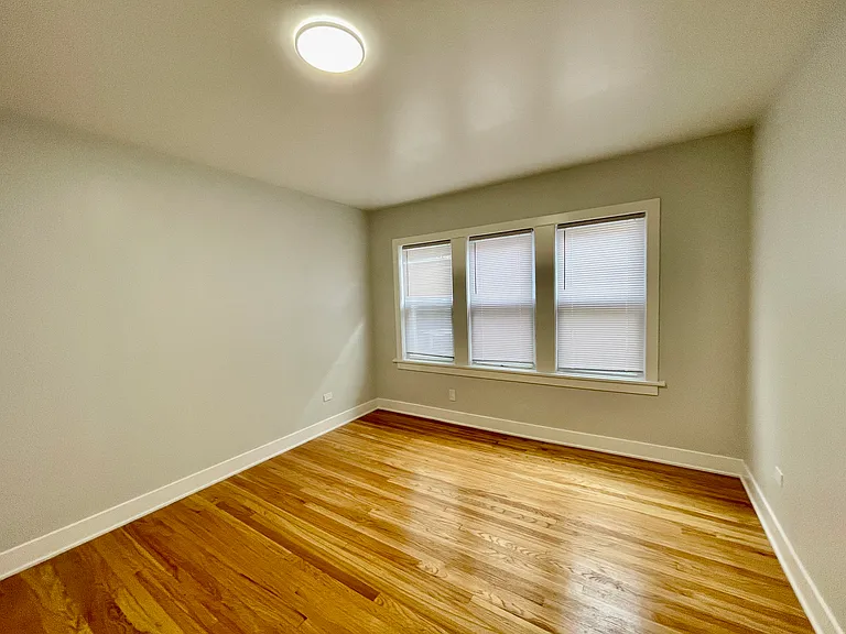 4853 W Augusta Blvd #2 — Photo 15