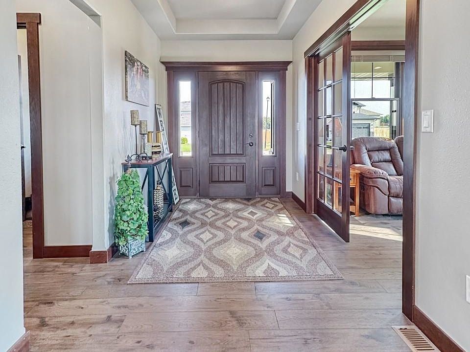 621 6th St SW, Surrey, ND 58785 MLS 231552 Zillow