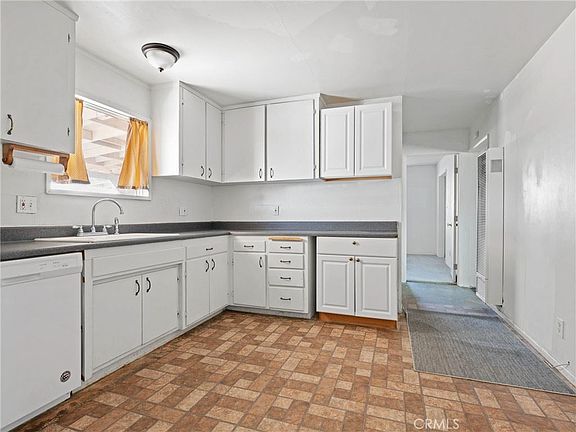 4th image of 33730 Sunset Rd