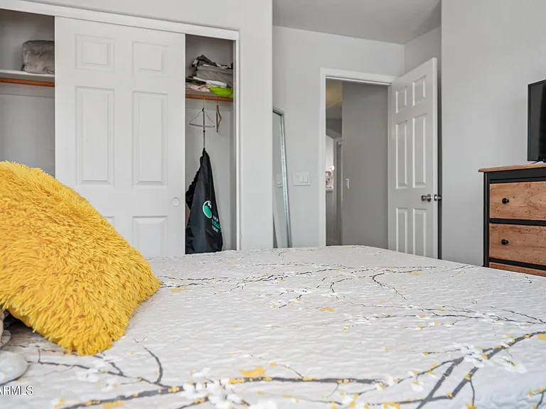 3228 E Sandy Way — Photo 38