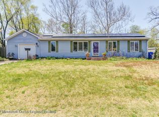 82 Redwood Dr W, Brick, NJ
