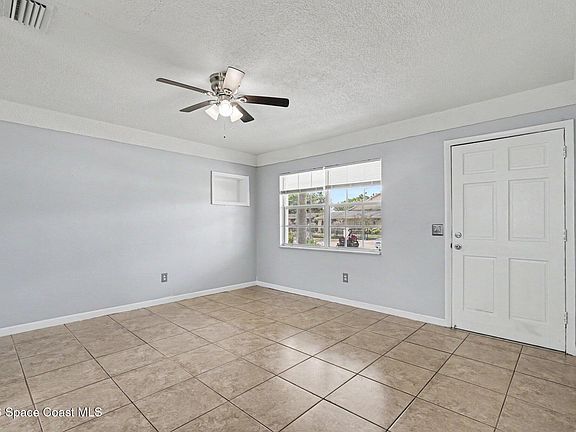 3rd image of 808 Cedar Dr