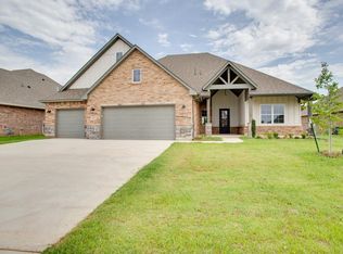 4928 Deerfield Ave, Enid, OK 73703